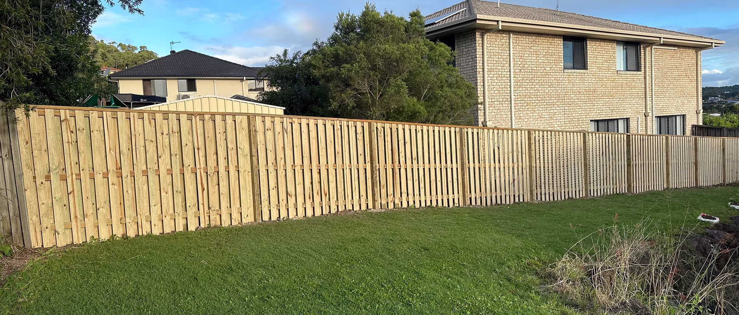 Timber fence built by JRC Fencing on the Gold Coast